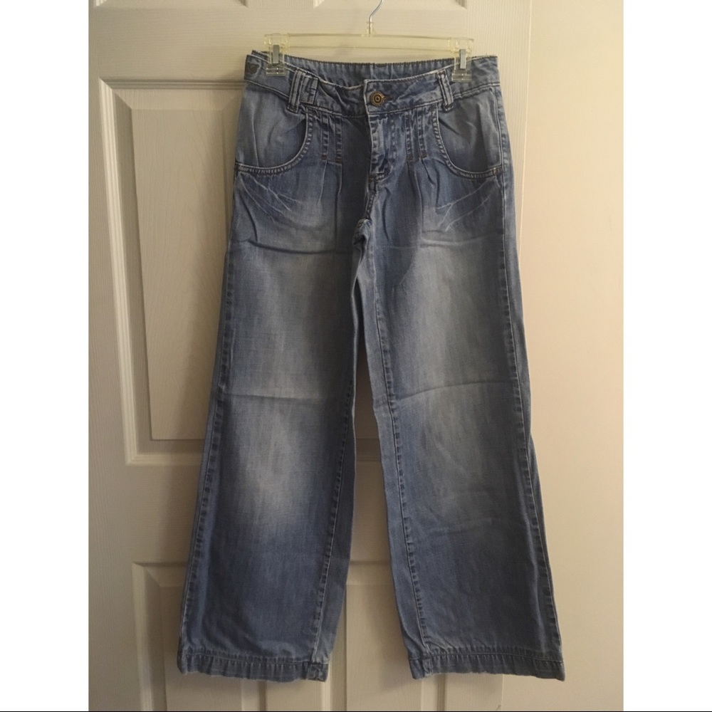 Wide leg jeans